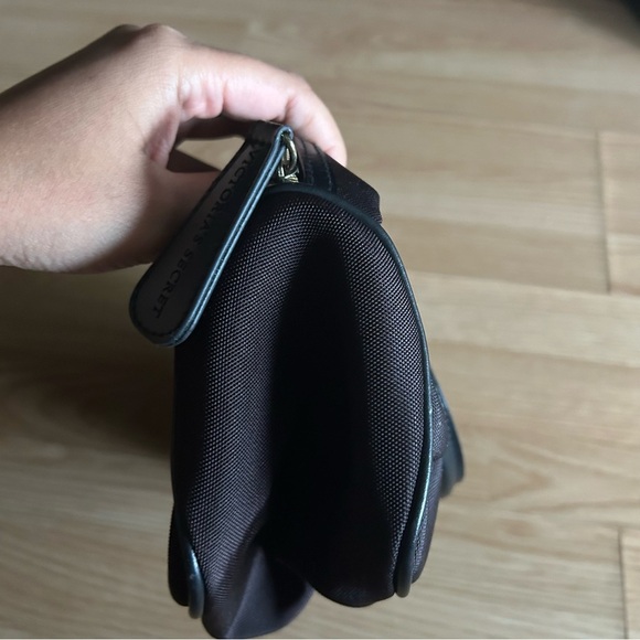 Victoria’s Secret Y2K Nylon Travel Cosmetic Bag - Picture 4 of 12